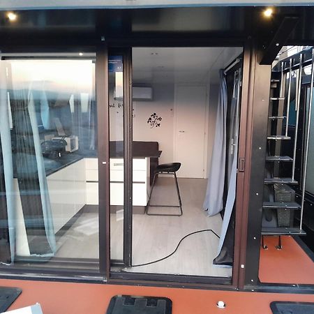 Floating Experience Black Pearl, Lago Maggiore ドルメッレット エクステリア 写真