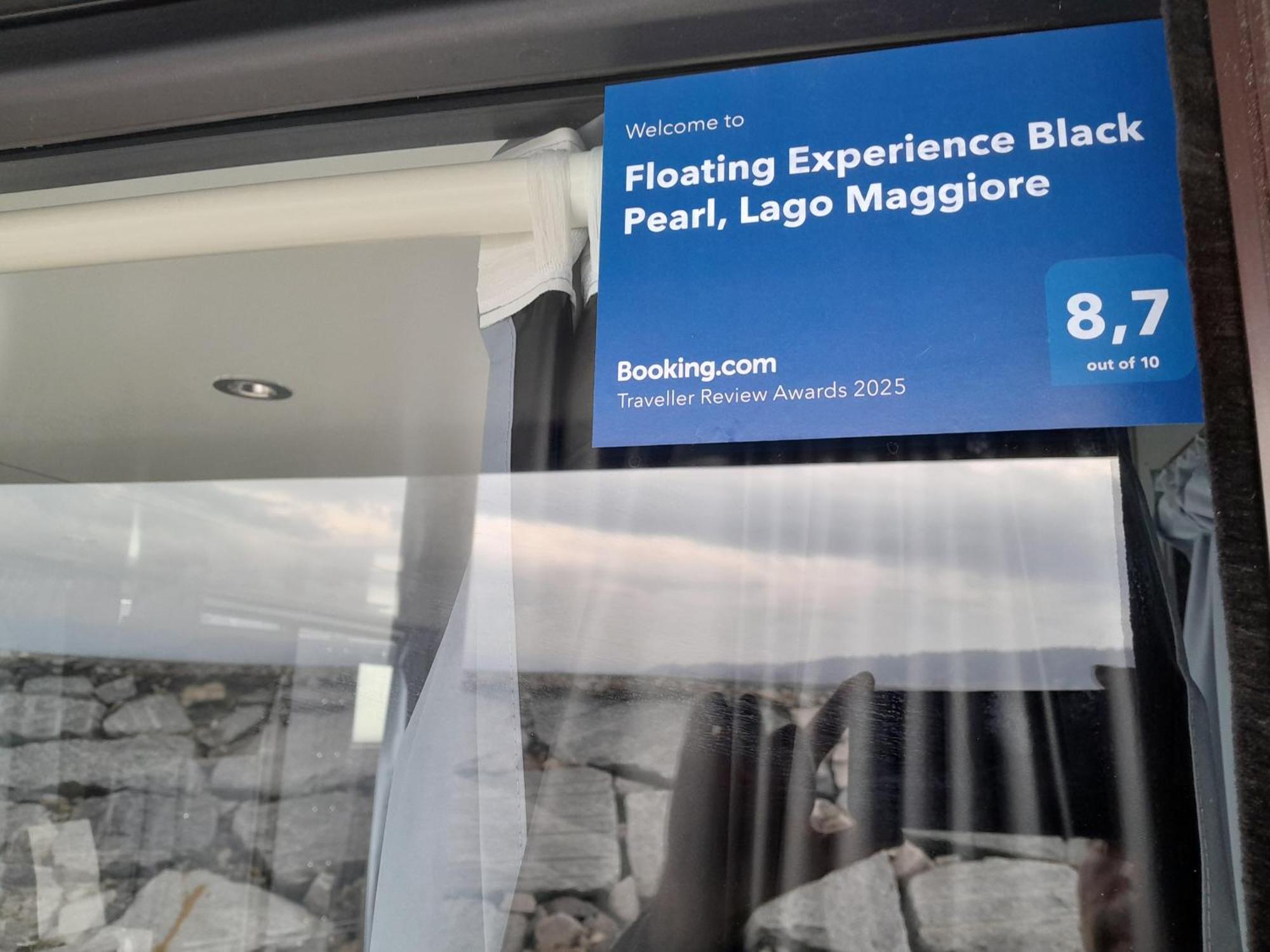 Floating Experience Black Pearl, Lago Maggiore ドルメッレット エクステリア 写真